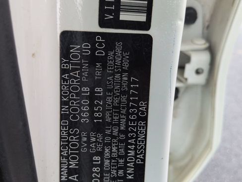 Used 2014 Kia Rio LX FWD image 29
