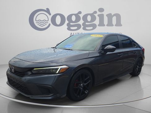 Used 2022 Honda Civic Sport image 1