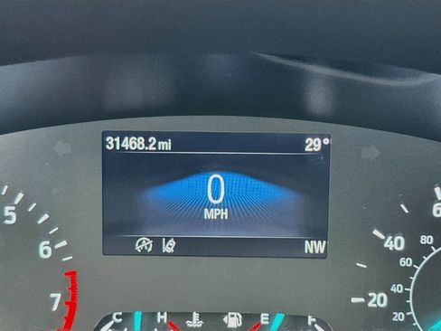 Used 2021 Ford Escape SE w/ SE Sport Appearance Package FWD image 8