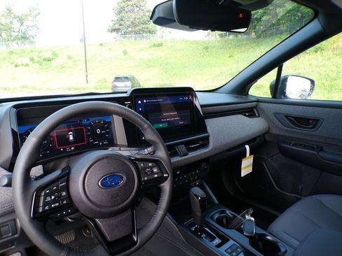 New 2026 Subaru Outback Limited AWD/4WD image 9
