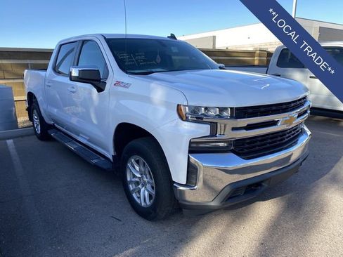 Used 2022 Chevrolet Silverado 1500 LT w/ Z71 Off-Road Package AWD/4WD image 5