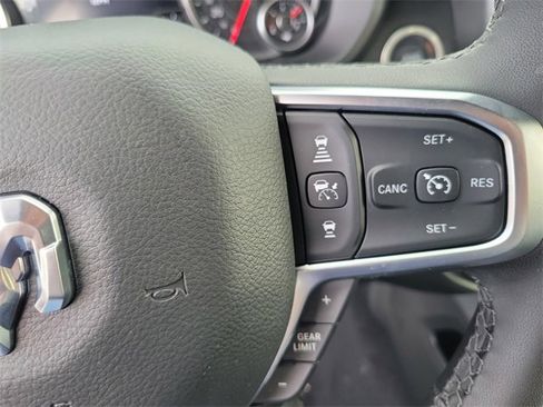 New 2026 RAM 1500 4x4 Crew Cab image 24