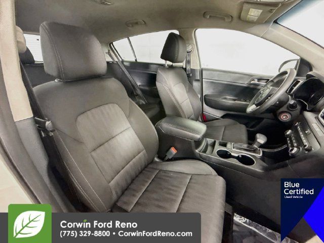 Used 2022 Kia Sportage LX AWD/4WD image 29