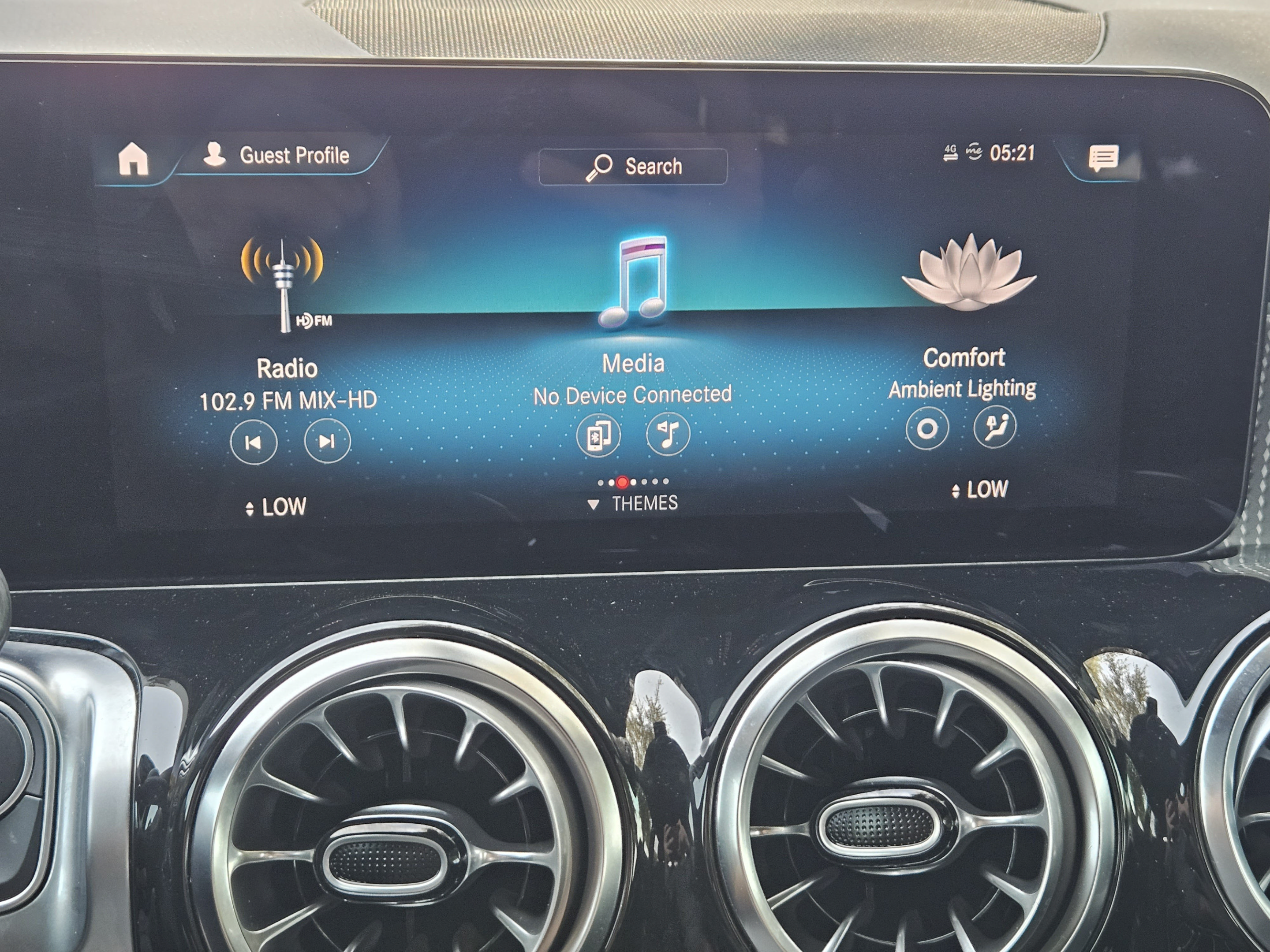 Used 2022 Mercedes-Benz GLB 250 image 13