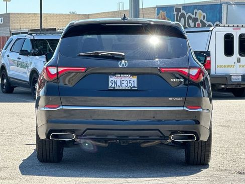 Used 2024 Acura MDX SH-AWD w/ Technology Package image 4