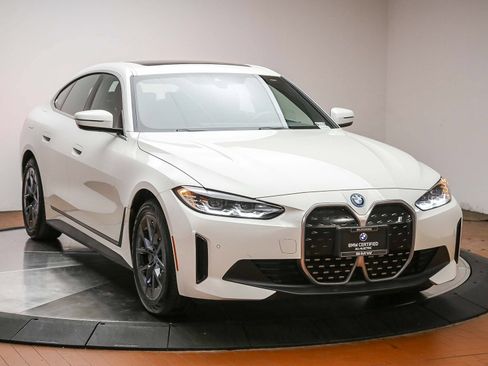 Used 2023 BMW i4 eDrive35 w/ Premium Package RWD image 3