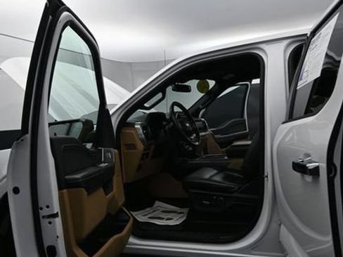 Used 2021 Ford F150 XLT w/ Equipment Group 302A High RWD image 12