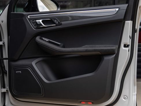 New 2026 Porsche Macan GTS AWD/4WD image 45
