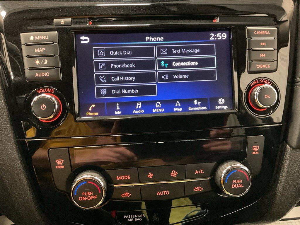 Used 2019 Nissan Rogue SL AWD/4WD image 22