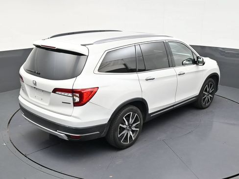Used 2022 Honda Pilot Touring image 16