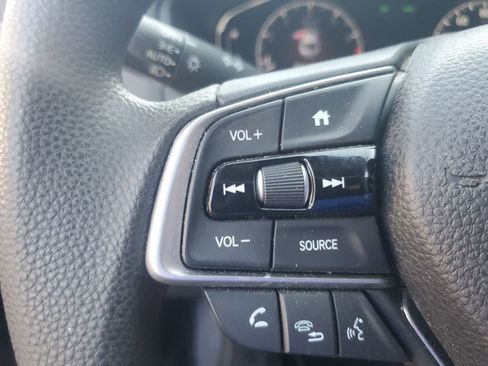 Used 2018 Honda Accord LX image 20
