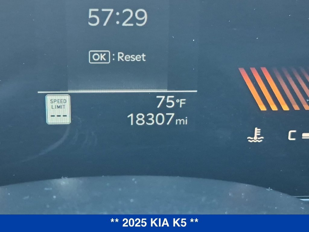 Used 2025 Kia K5 GT-Line w/ GT-Line Premium Package FWD image 23