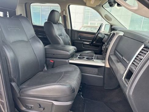 Used 2014 RAM 1500 Laramie w/ Convenience Group image 33