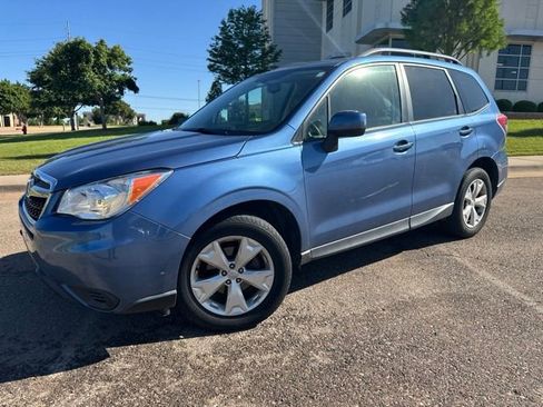 Used 2016 Subaru Forester 2.5i Premium w/ All-Weather Package AWD/4WD image 1