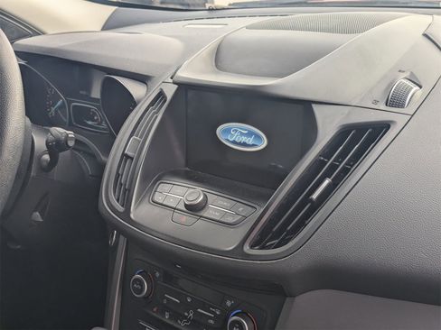 Used 2019 Ford Escape SE image 8
