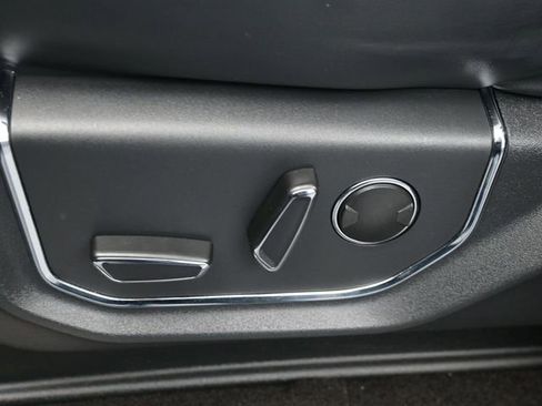 Certified 2023 Ford Expedition Platinum AWD/4WD image 12