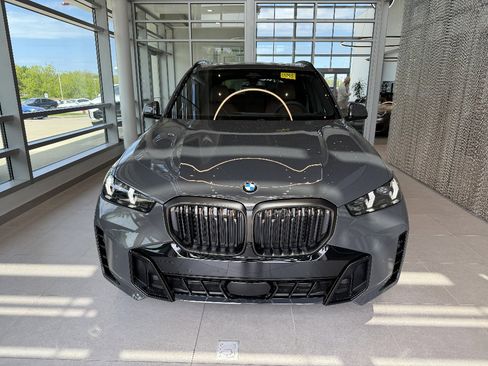 New 2026 BMW X5 xDrive40i AWD/4WD image 2