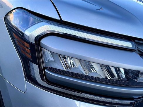 Used 2024 Ford Expedition XLT image 29