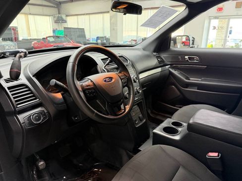 Used 2019 Ford Explorer 4WD Police Interceptor image 10