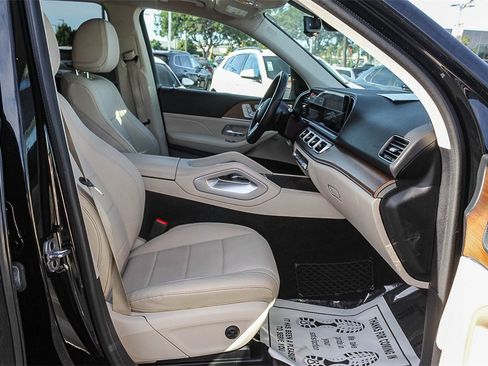 Used 2021 Mercedes-Benz GLE 350 w/ Premium Package image 16