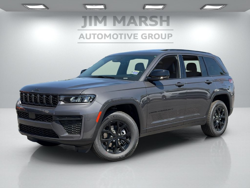 New 2026 Jeep Grand Cherokee Altitude RWD image 2