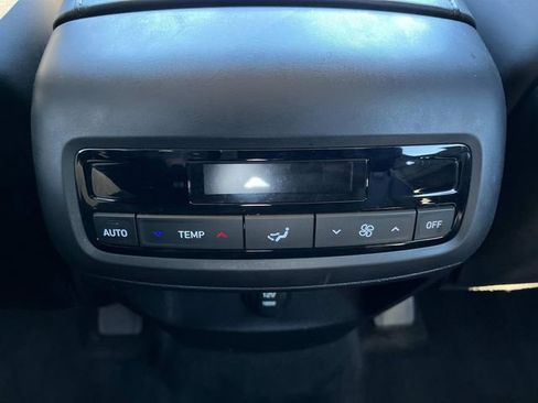 Used 2024 Hyundai Palisade SEL image 18