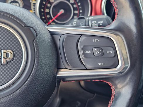 Used 2021 Jeep Wrangler Unlimited Rubicon AWD/4WD image 22