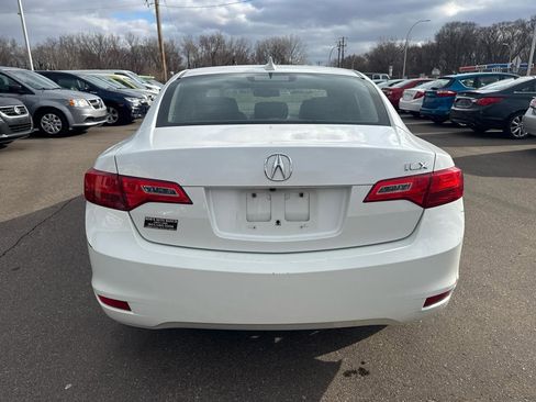 Used 2013 Acura ILX w/ Technology Package image 6