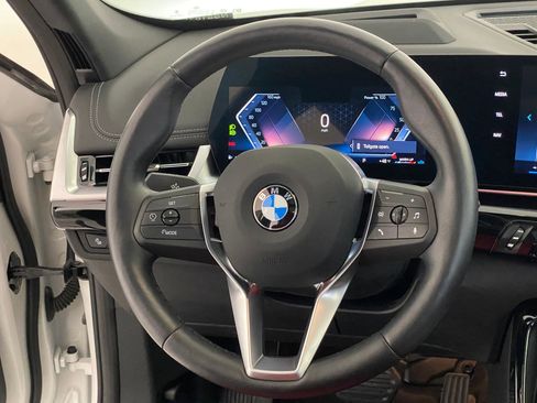 Used 2025 BMW X1 xDrive28i w/ Premium Package image 16