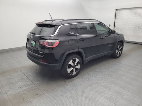 Used 2018 Jeep Compass Latitude w/ Popular Equipment Group AWD/4WD image 10