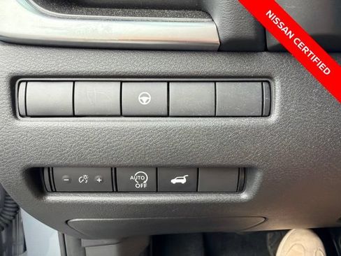 Certified 2023 Nissan Rogue SV w/ SV Premium B Package AWD/4WD image 13