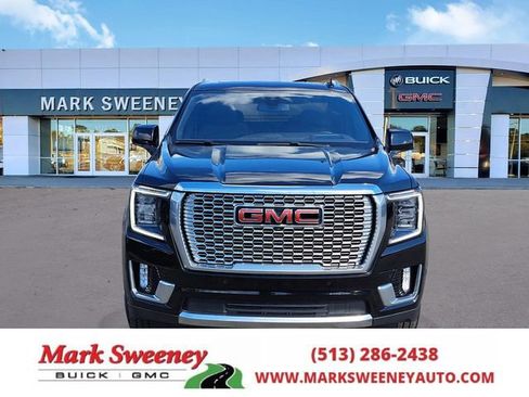 Used 2022 GMC Yukon Denali AWD/4WD image 2