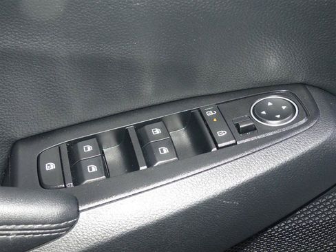 Used 2024 Kia Seltos S AWD/4WD image 20
