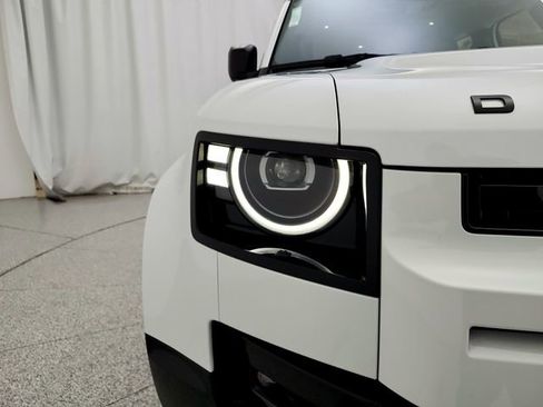 New 2026 Land Rover Defender 110 X-Dynamic SE AWD/4WD image 30
