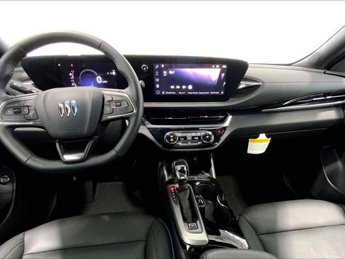 Used 2025 Buick Envista Sport Touring w/ Convenience I Package FWD image 15