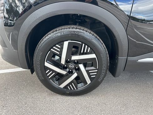 New 2026 Nissan Kicks SV w/ SV Premium Package image 48