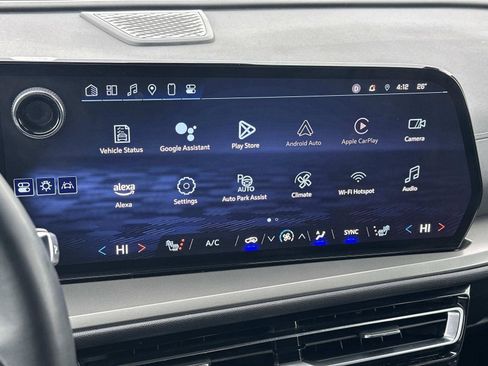 Certified 2024 Chevrolet Traverse LT w/ Enhanced Driving Package image 29