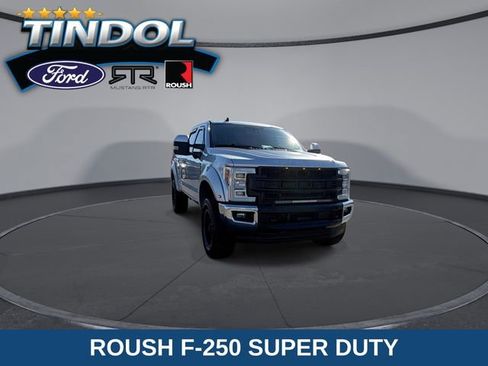 Used 2019 Ford F250 Lariat w/ Lariat Ultimate Package image 2
