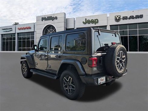 New 2026 Jeep Wrangler Sahara image 6