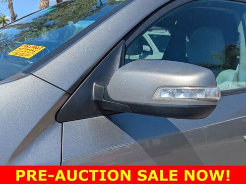 Used 2011 Kia Sorento LX image 6