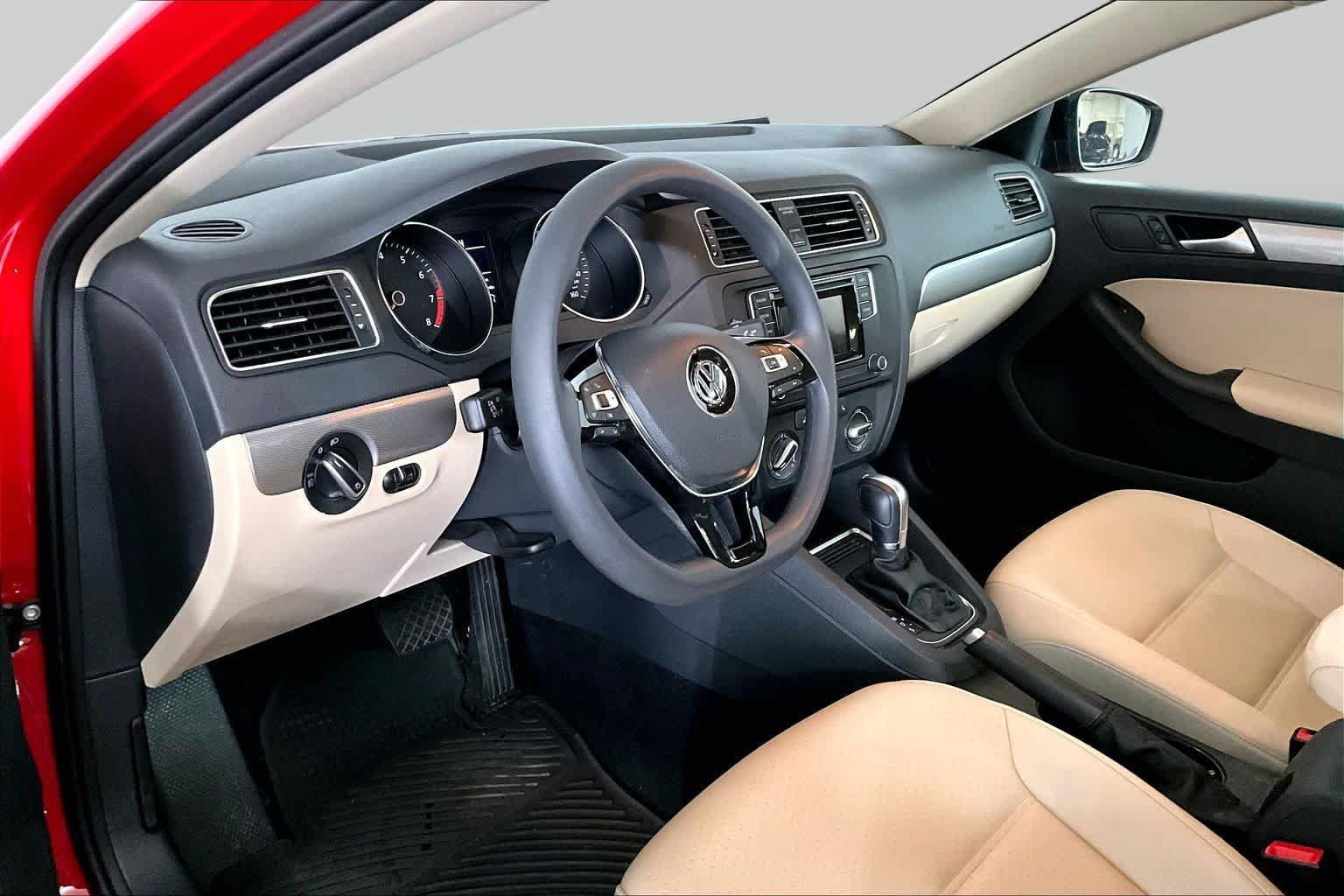 Used 2018 Volkswagen Jetta Wolfsburg Edition FWD image 17