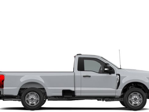 New 2026 Ford F350 XLT w/ 360-Degree Camera Package RWD image 31