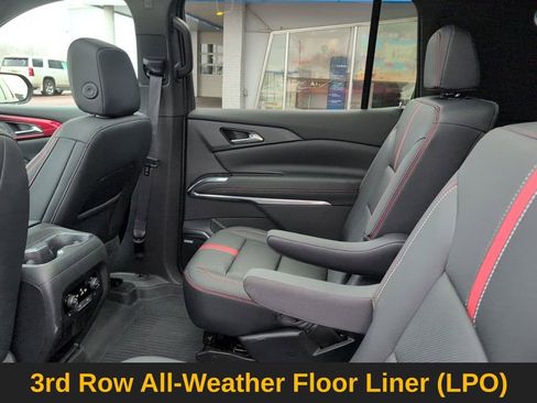 Used 2024 Chevrolet Traverse RS w/ LPO, Floor Liner Package image 25