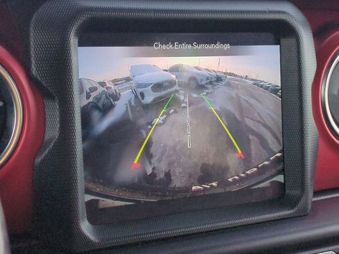 Used 2020 Jeep Wrangler Unlimited Rubicon w/ Dual Top Group image 35