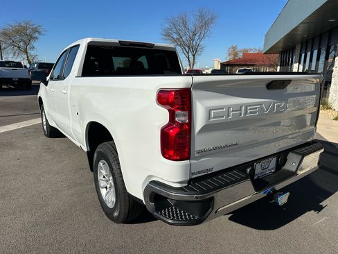 Used 2021 Chevrolet Silverado 1500 LT w/ Bed Protection Package image 5