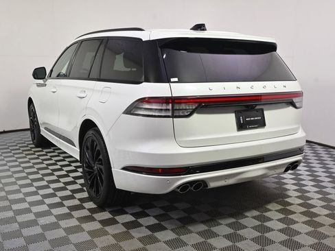 New 2026 Lincoln Aviator Reserve AWD/4WD image 4