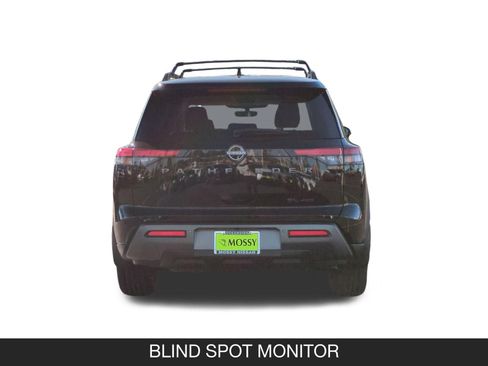 New 2026 Nissan Pathfinder SL image 9