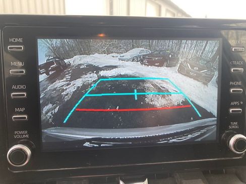 Used 2020 Toyota Corolla LE image 24