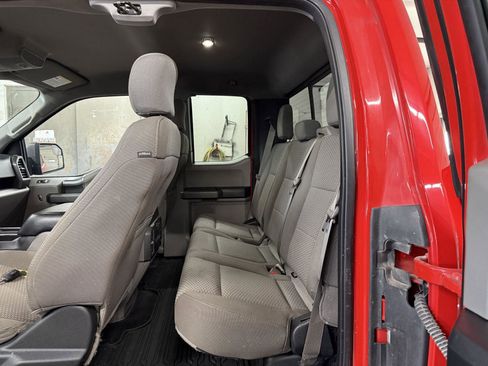 Used 2017 Ford F150 XLT w/ Equipment Group 302A Luxury image 27