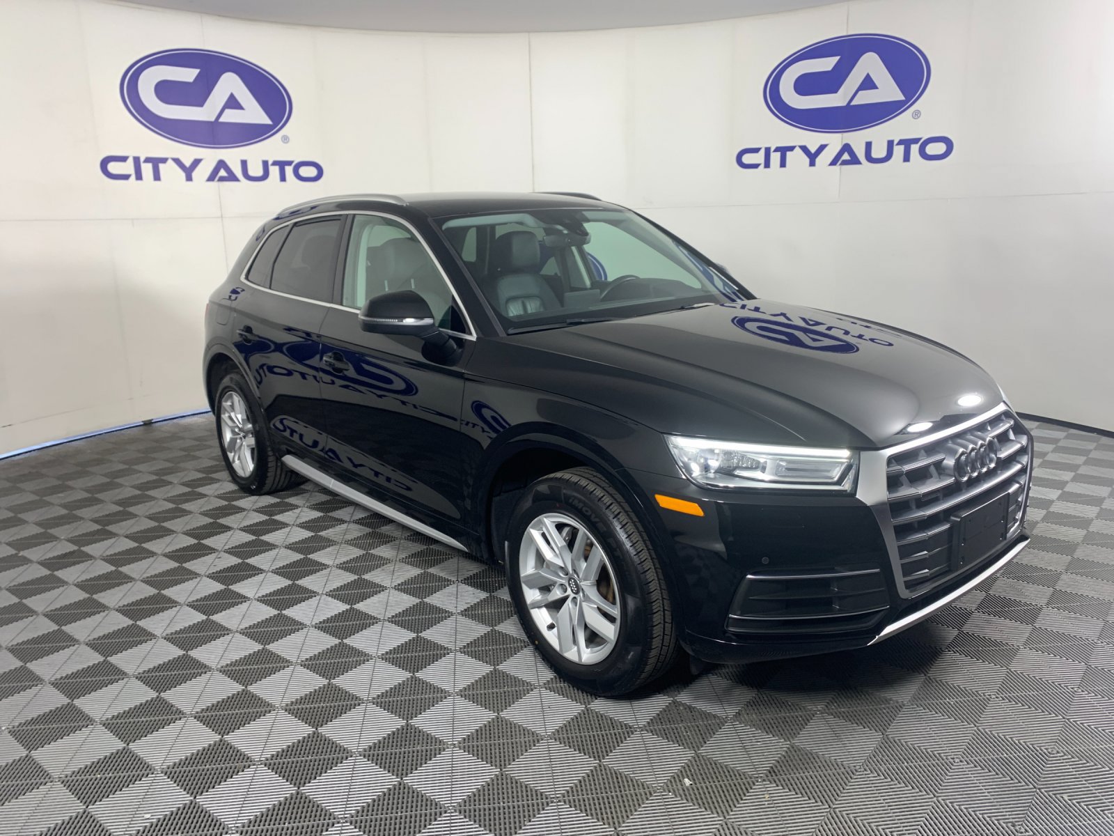 Used 2020 Audi Q5 2.0T Premium AWD/4WD image 1